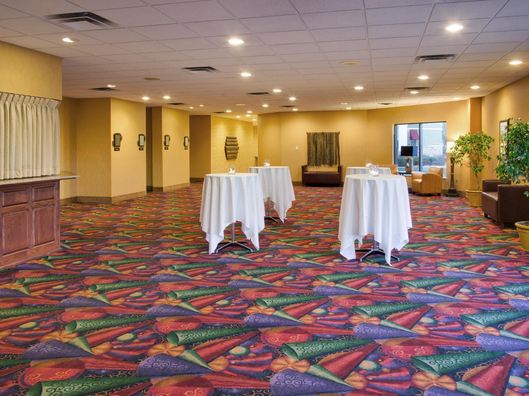 Doubletree By Hilton Austin, Mn Hotel Ngoại thất bức ảnh