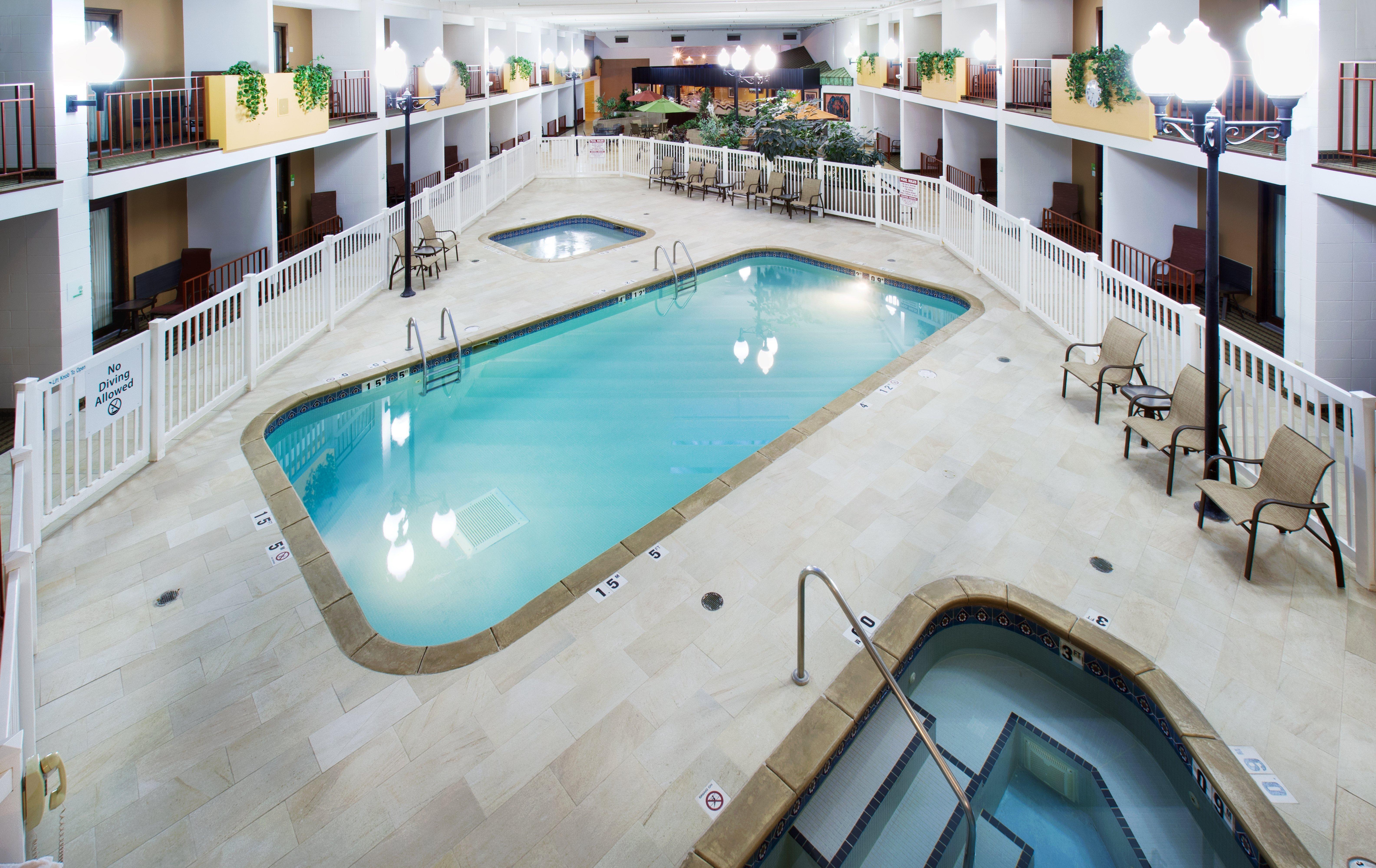 Doubletree By Hilton Austin, Mn Hotel Ngoại thất bức ảnh