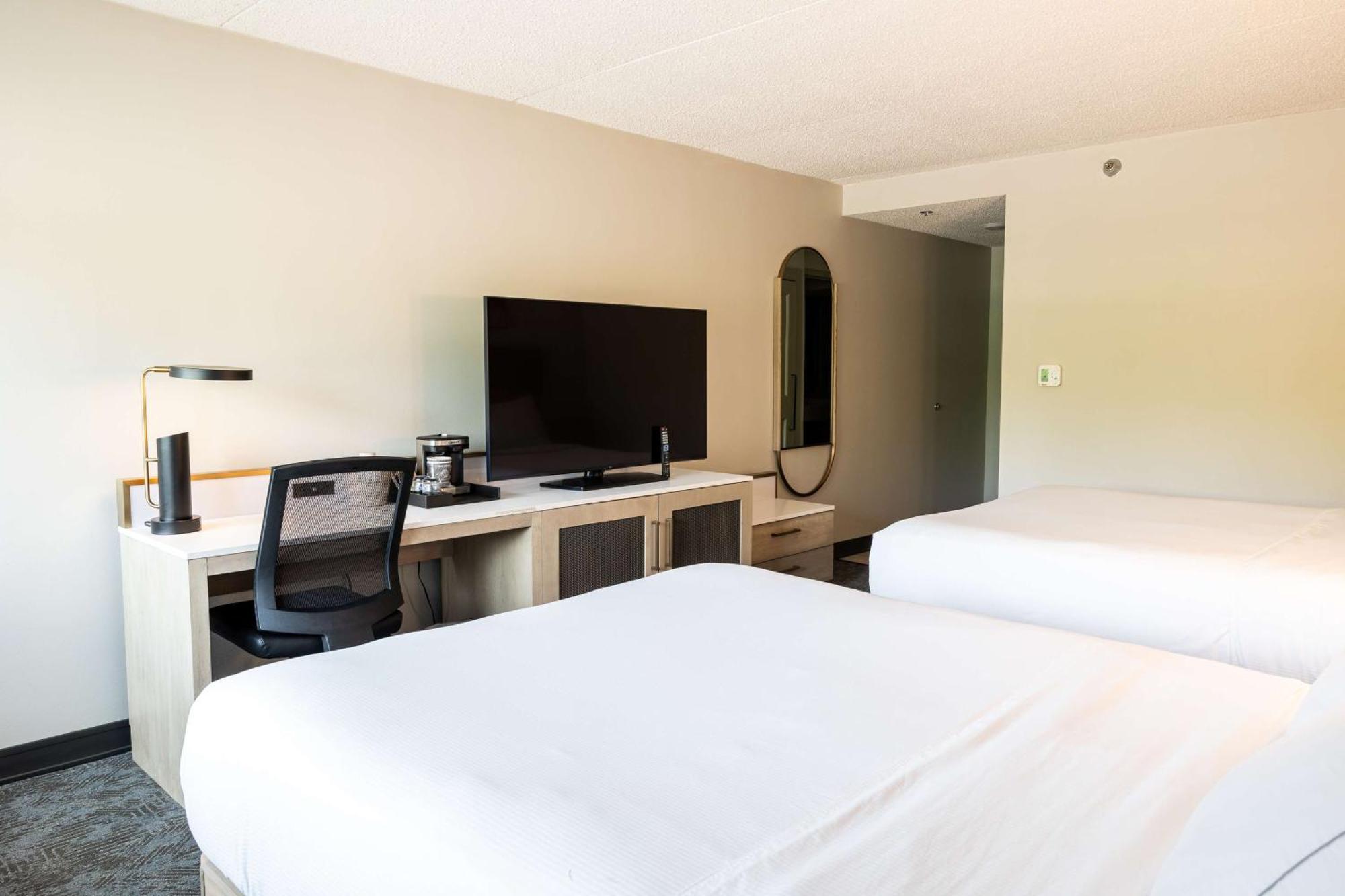 Doubletree By Hilton Austin, Mn Hotel Ngoại thất bức ảnh