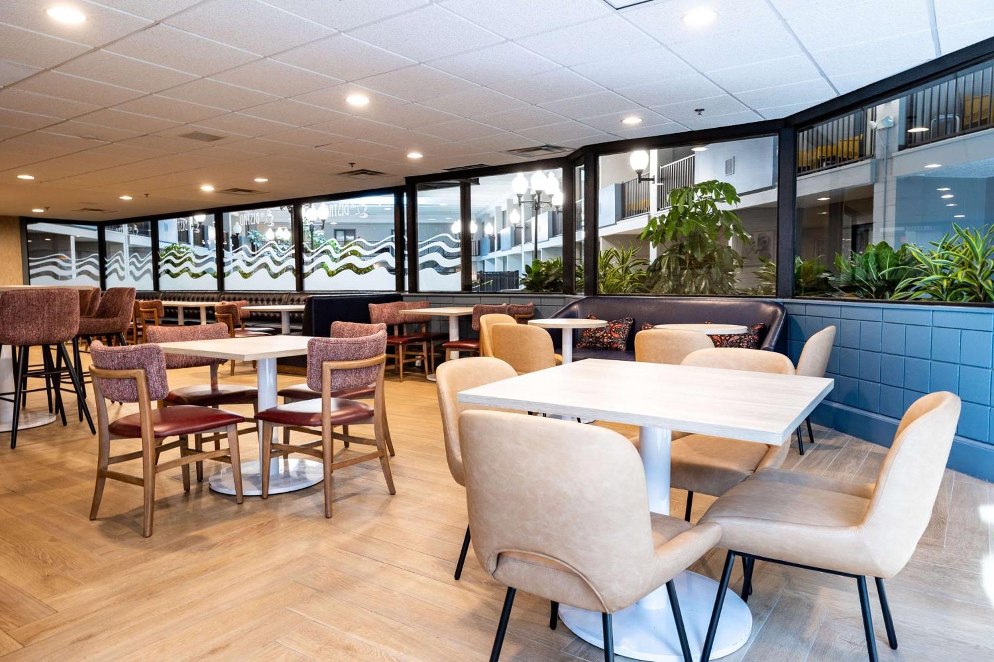 Doubletree By Hilton Austin, Mn Hotel Ngoại thất bức ảnh